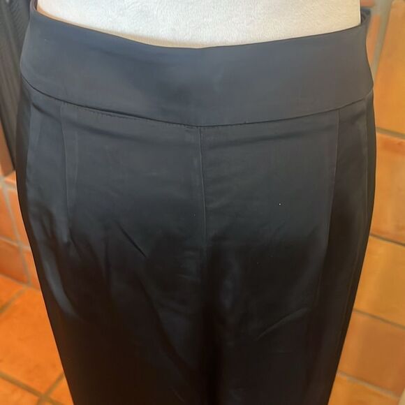 EXPRESS Black High Waist Wide Leg Satin Pleated Pant, size 16S (SHORT) - Picture 7 of 10